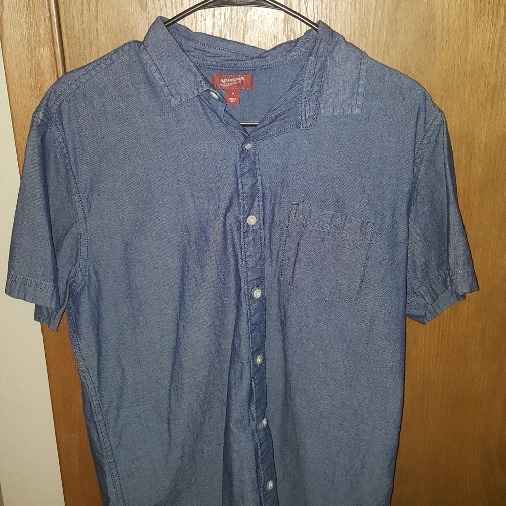 Mens Shortsleeve Button Up Shirt